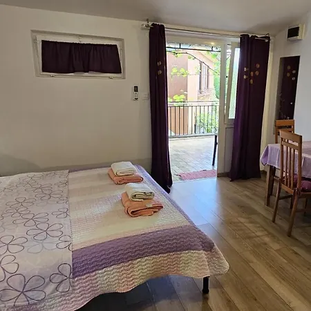 Pensionat La Pergola 2*